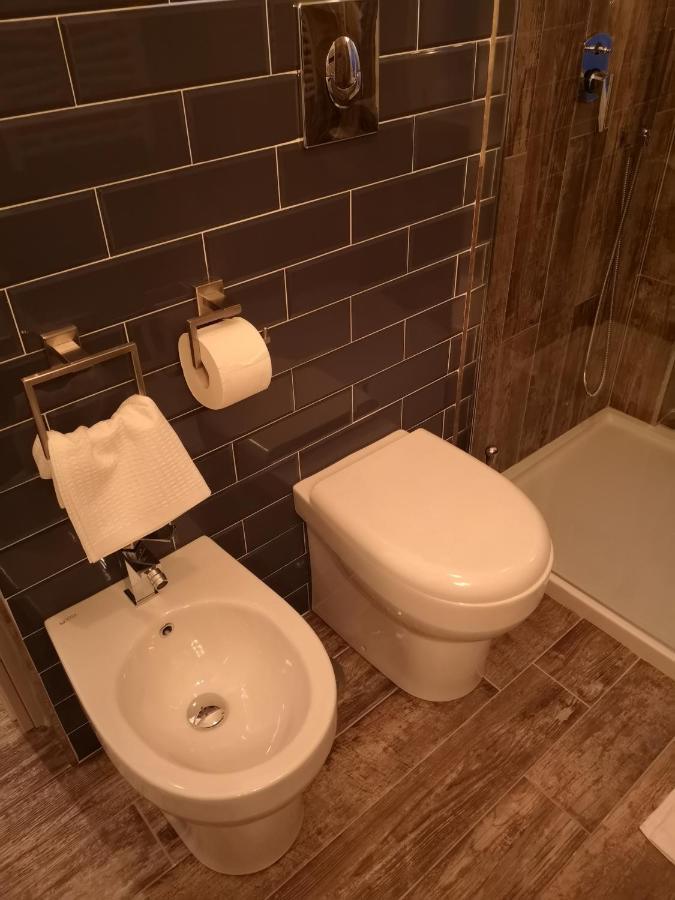 Brutia Mom&Son Panzió Cosenza Kültér fotó